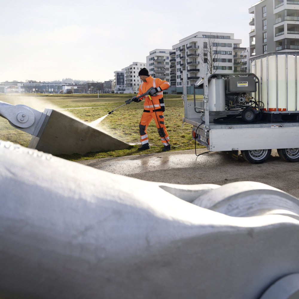 Karcher HDS 8/20 De Diesel Engine Hot Water Pressure Washer | 1.210-910.0 Karcher HDS 8/20 De Diesel Engine Hot Water Pressure Washer | 1.210-910.0